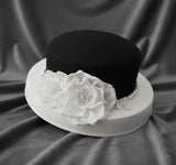Load image into Gallery viewer, icevellyyy black and white felt fascinator hat with fabric roses and pearl embellishment. Elegant wide brim hat for special occasions.